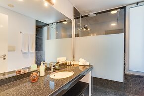 Vista Savoy Apartment