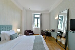 Athenaeum Eridanus Luxury Hotel