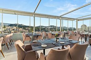 Athenaeum Eridanus Luxury Hotel