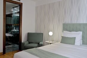 Athenaeum Eridanus Luxury Hotel