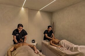 Athenaeum Eridanus Luxury Hotel