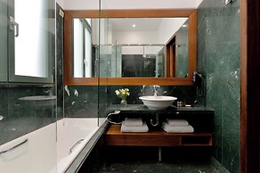 Athenaeum Eridanus Luxury Hotel