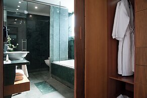 Athenaeum Eridanus Luxury Hotel