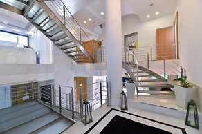 Athenaeum Eridanus Luxury Hotel