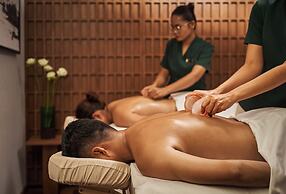 Luxcity Hotel & Apartment