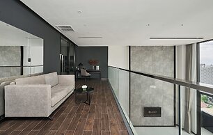 Luxcity Hotel & Apartment