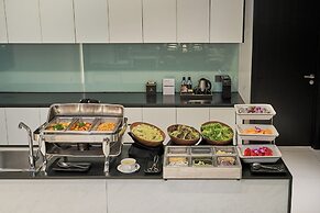 Luxcity Hotel & Apartment