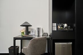 Luxcity Hotel & Apartment