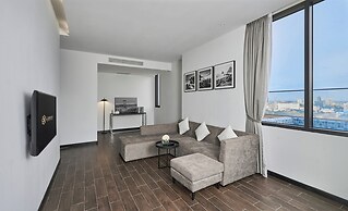 Luxcity Hotel & Apartment