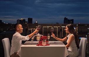 Luxcity Hotel & Apartment