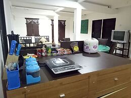 T-Rooms Homestay Bandara