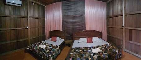 T-Rooms Homestay Bandara