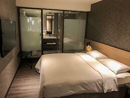 City Suites Taoyuan Station