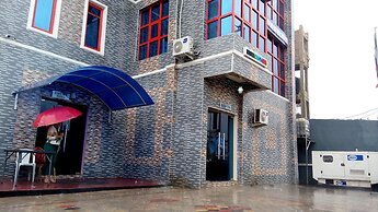 Denposon Royal Hotel