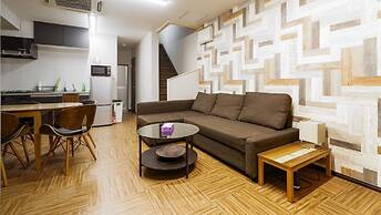 Senbonkita Terrace House