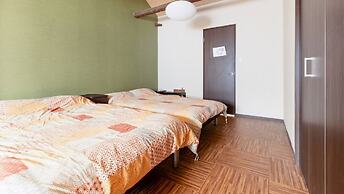 Senbonkita Terrace House