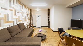 Senbonkita Terrace House