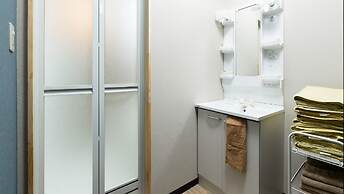 Senbonkita Terrace House