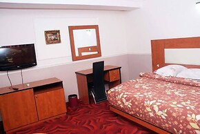 Clen Phil Hotels and Suites