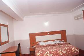 Clen Phil Hotels and Suites