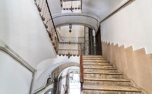 Dante Maison De Prestige