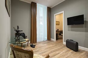 Dante Maison De Prestige