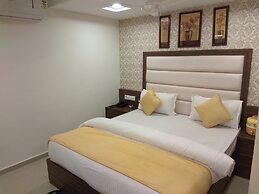 Hotel Shobhna Palace by Sky Stays