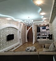 Bakuvi Tourist Apartment B035