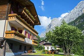 Garni Col da la Vila