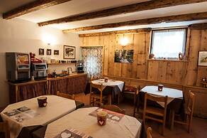 Garni Col da la Vila