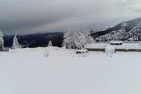 Vue Magique Resorts and Camps