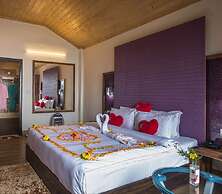 Vue Magique Resorts and Camps