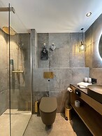 Schindler Hotel