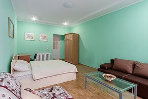 Apartment on Derybasivska 17