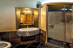Balcony Apartment near Deribasovskaya