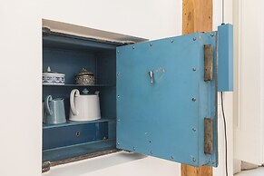 Charming Apartment in Baixa Chiado