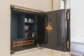 Charming Apartment in Baixa Chiado