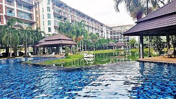 Bang Saray - Lake & Pool Views