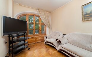 Apartment near Opera Theater