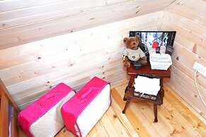 Holiday Homes & Bungalows Povija