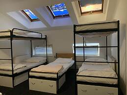 Hostel and Apartment Blue88