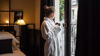 Monsieur George Hotel & Spa – Champs Elysées