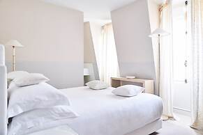 Monsieur George Hotel & Spa – Champs Elysées