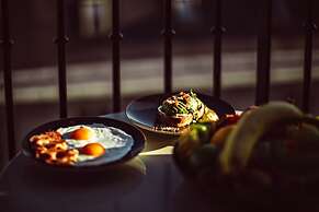 Monsieur George Hotel & Spa – Champs Elysées