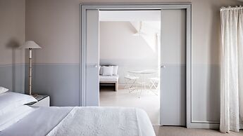 Monsieur George Hotel & Spa – Champs Elysées