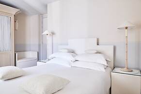 Monsieur George Hotel & Spa – Champs Elysées