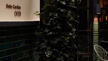 Monsieur George Hotel & Spa – Champs Elysées