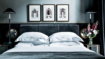 Monsieur George Hotel & Spa – Champs Elysées