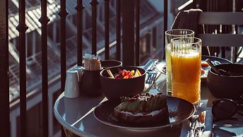 Monsieur George Hotel & Spa – Champs Elysées