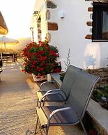 Traditional Apartments Madares